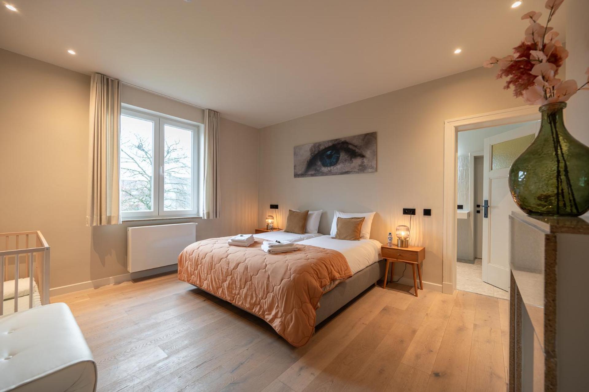 Villa Cezar - Big House At The Center Of Bruges - Free Parking Экстерьер фото