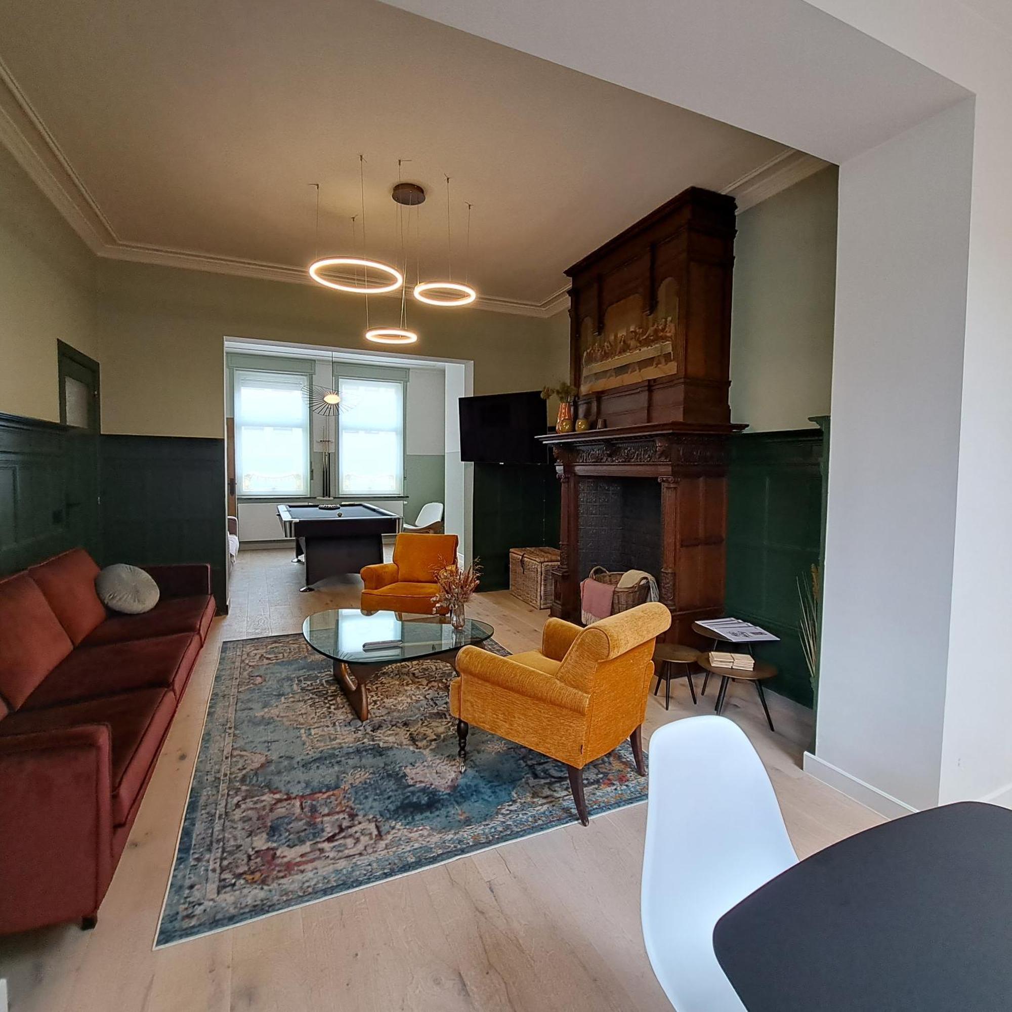 Villa Cezar - Big House At The Center Of Bruges - Free Parking Номер фото